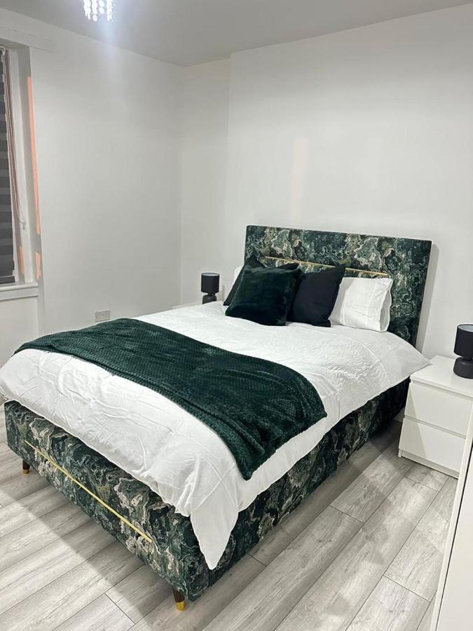 Newly Renovated Lux 2 Bed Apartment Глазгоу Екстериор снимка