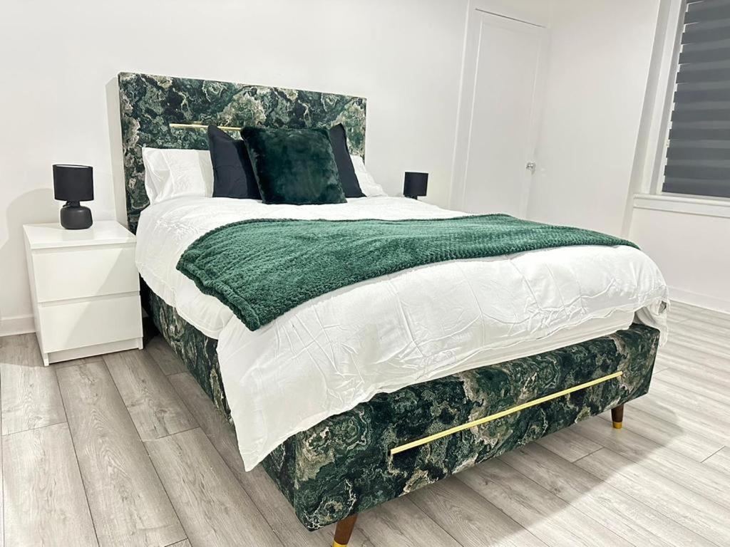 Newly Renovated Lux 2 Bed Apartment Глазгоу Екстериор снимка